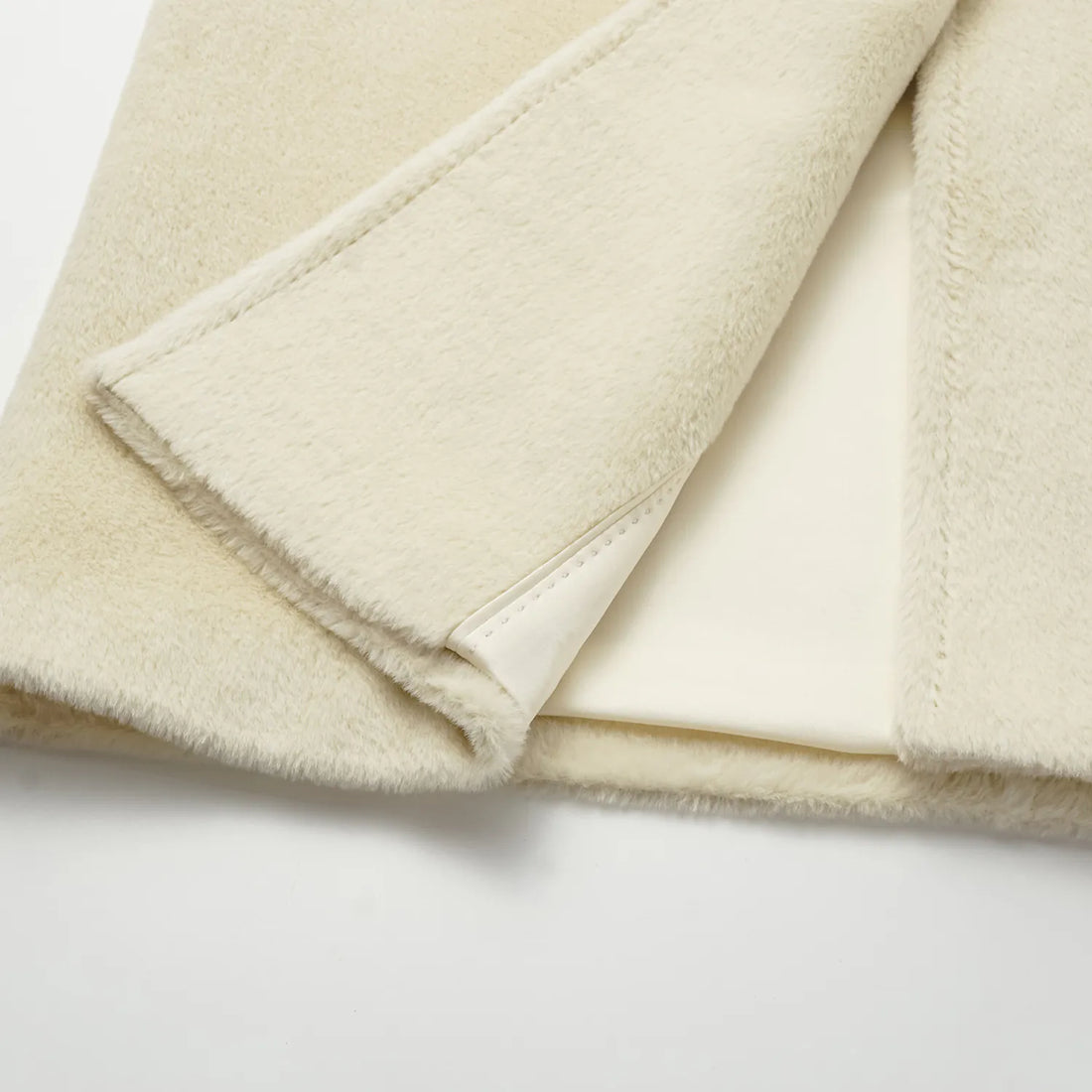 "Winter Diary" Baby Suri Albaka Long Coat - Snow
