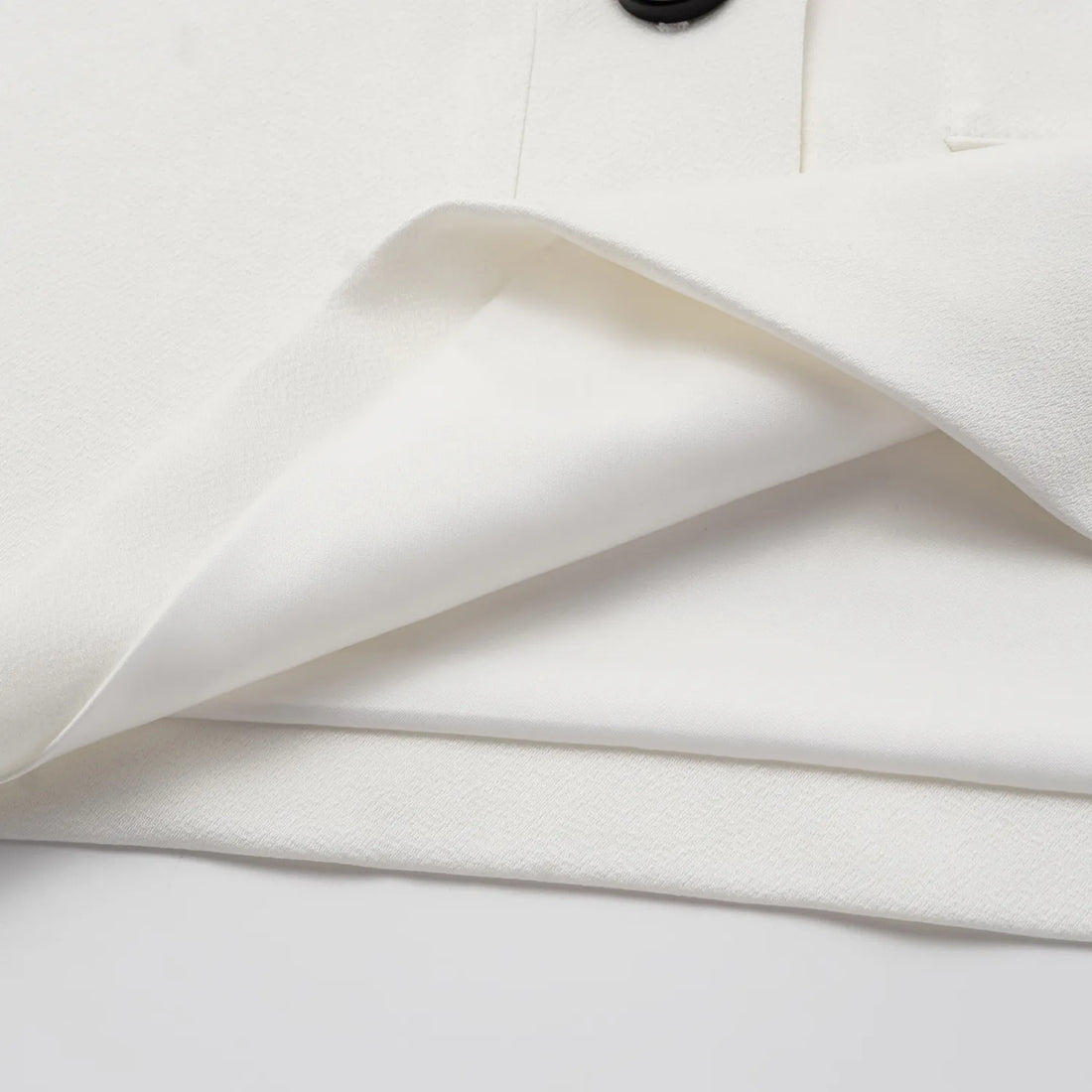 "Easy-go Chic" Heavy Acetate Casual Top - White