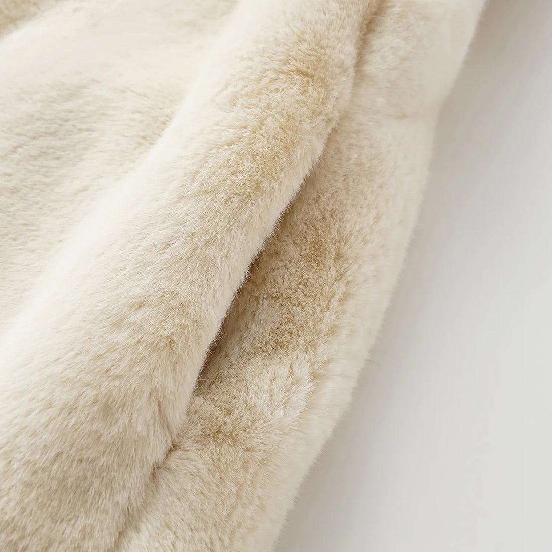 "Winter Diary" Tech Fur Chinese Style Vest Jacket - Platinum Beige