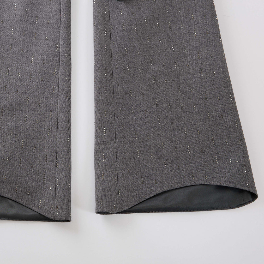 "Speak Sleek."義大利手工鑽飾工藝喇叭褲—Silverfall Grace銀光漫落