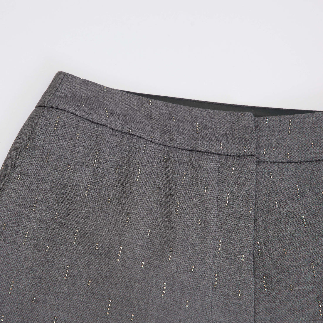 "Speak Sleek."義大利手工鑽飾工藝喇叭褲—Silverfall Grace銀光漫落