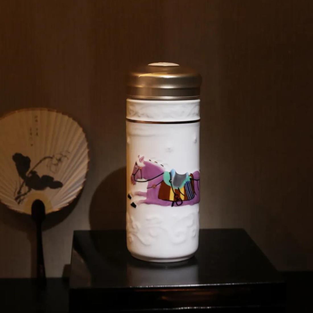 乾唐軒 盛世寶馬隨身杯─唐代颯露紫馬