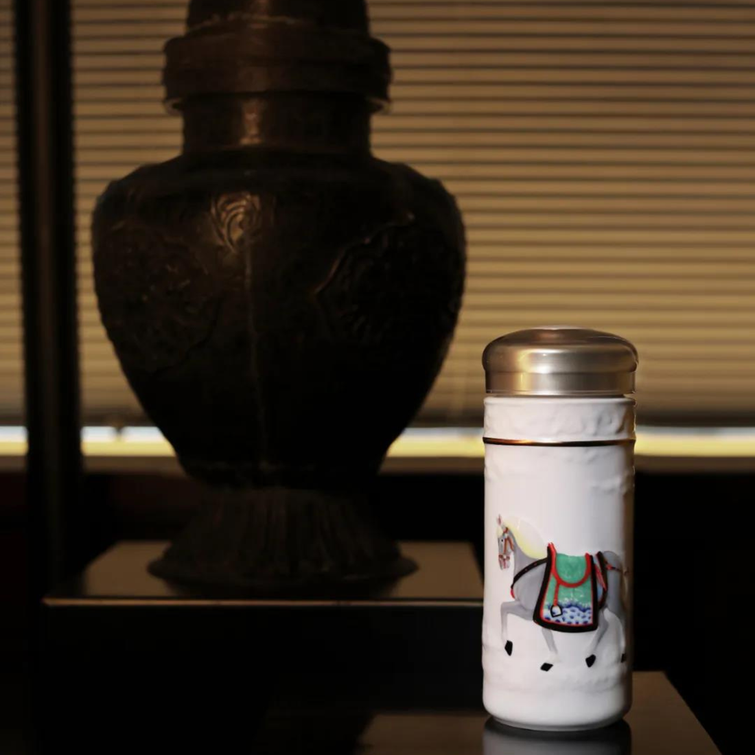 乾唐軒 盛世寶馬隨身杯─清代皇家寶馬