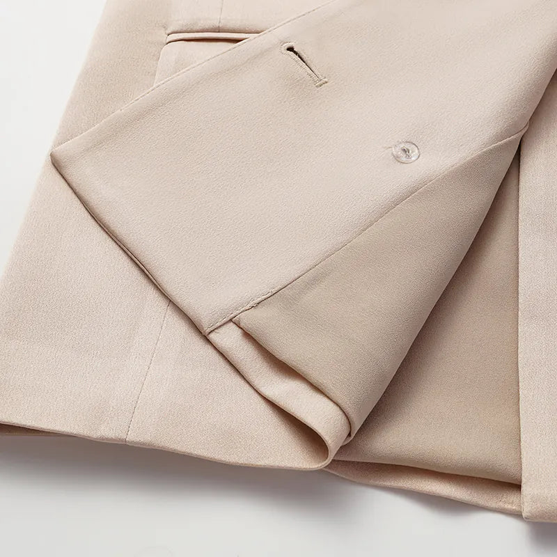 "British Elegance" Oversized Blazer — Nude