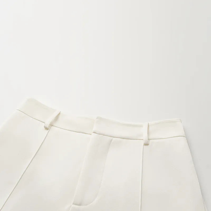 "British Elegance" Pressed Shorts - White