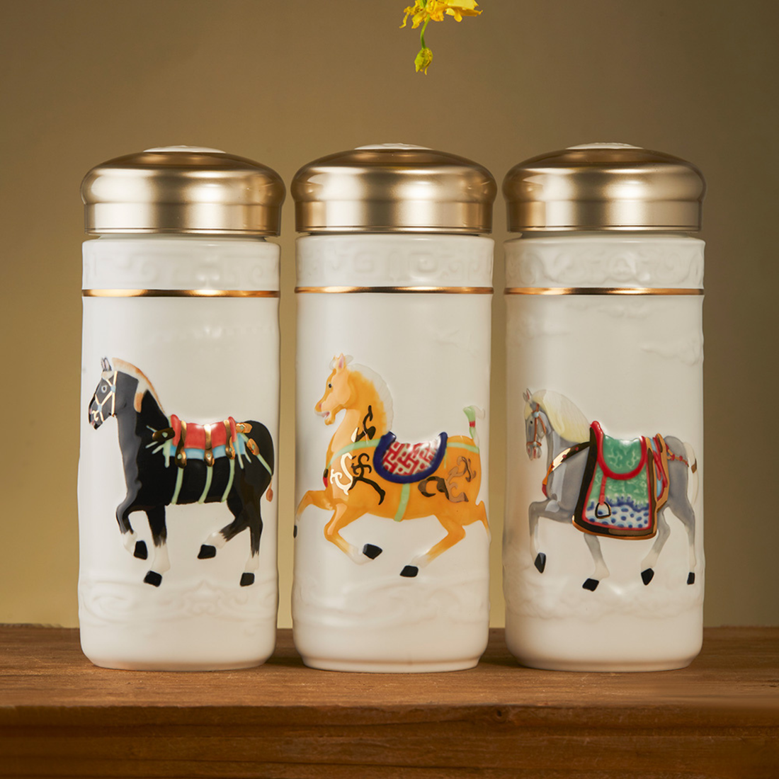 乾唐軒 盛世寶馬隨身杯─清代皇家寶馬