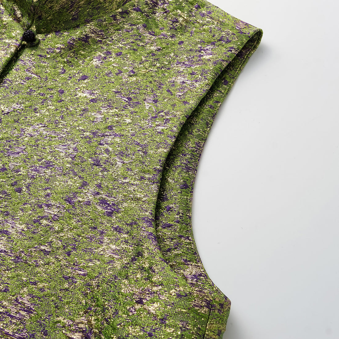 "Imperial Garden Teatime" Italian 3D jacquard light Chinese style vest - Pearl dotted green ink