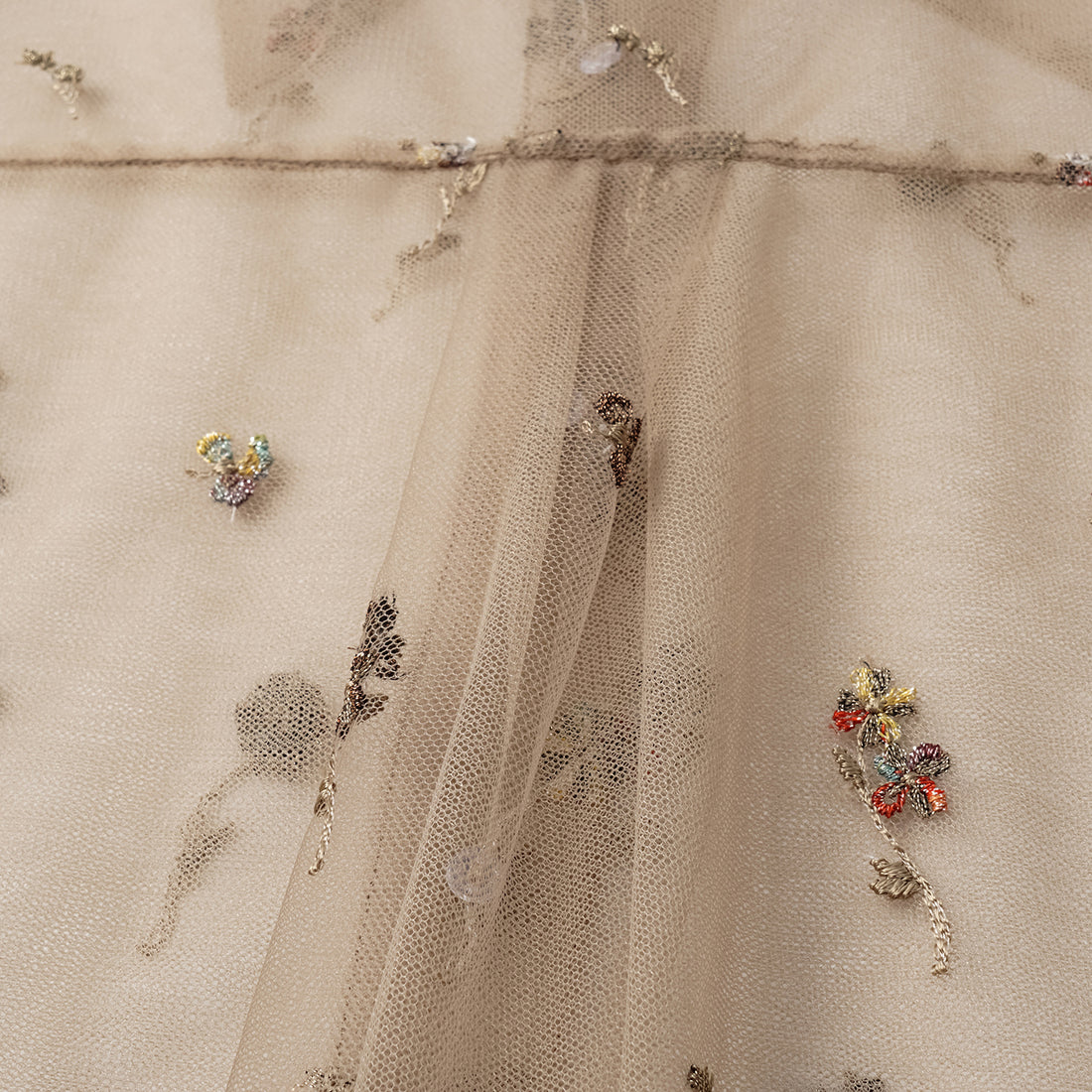 "Quiet Mastery" French top embroidered shirt