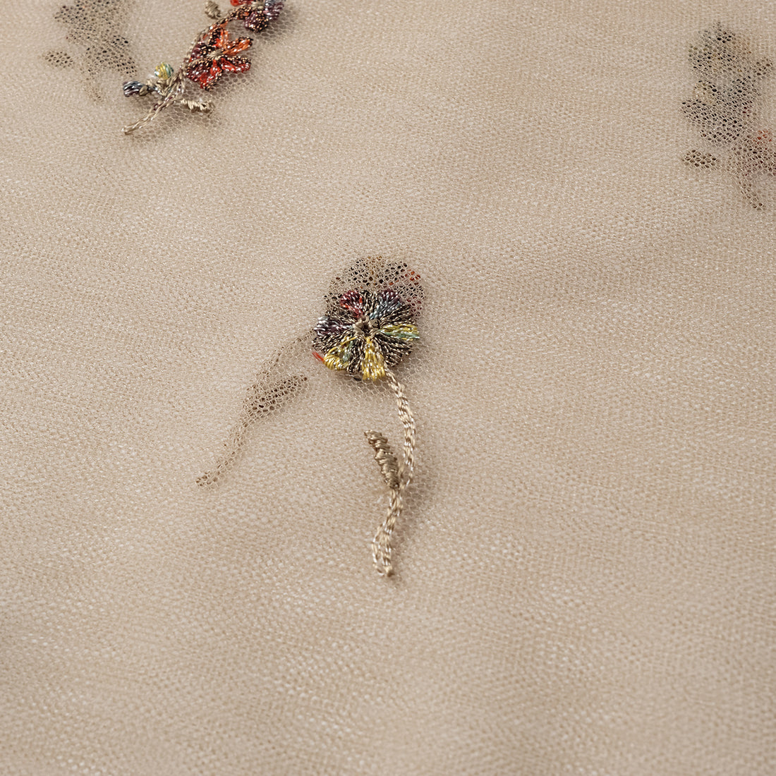 "Quiet Mastery" French top embroidered shirt
