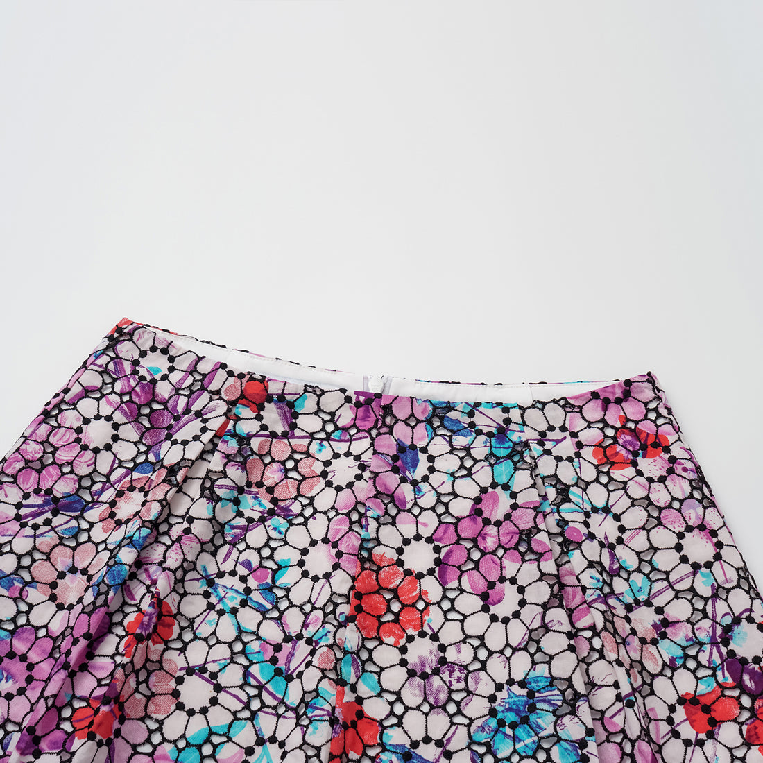 "Brunch in Provence" Italian ink lace shorts - Lavender Reverie