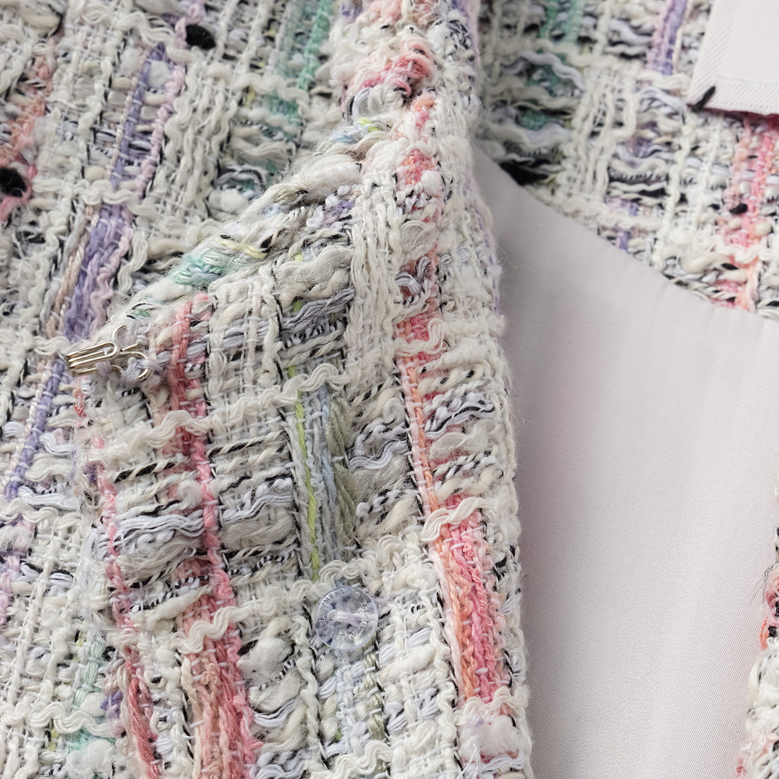 "Arcade of CherJoy Atelier." French summer light tweed high-end custom three-dimensional tailoring jacket