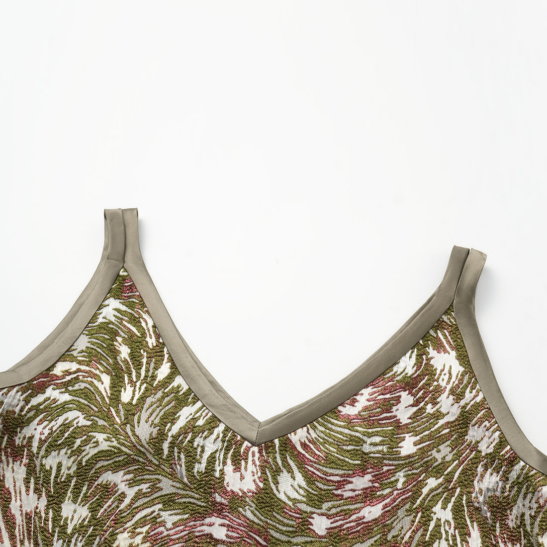 "Imperial Garden Teatime" Italian jacquard patchwork vest - Spring outing fun