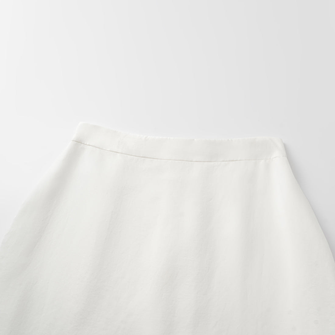 "Intellectual Moment" Tencel Satin Chiffon Pencil Skirt - Simple White