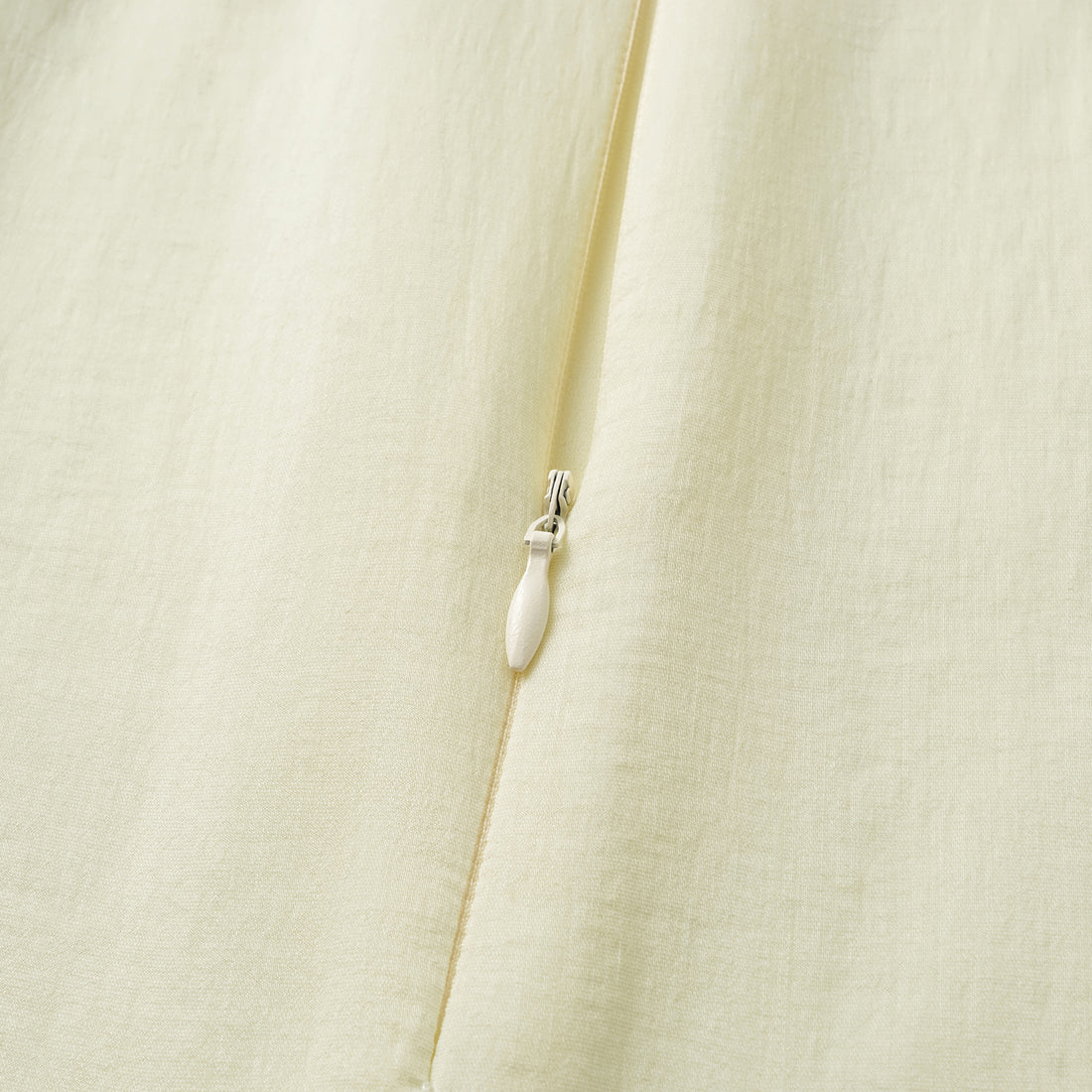 "Intellectual Moment" Tencel Satin Chiffon Pencil Skirt - Goose Yellow