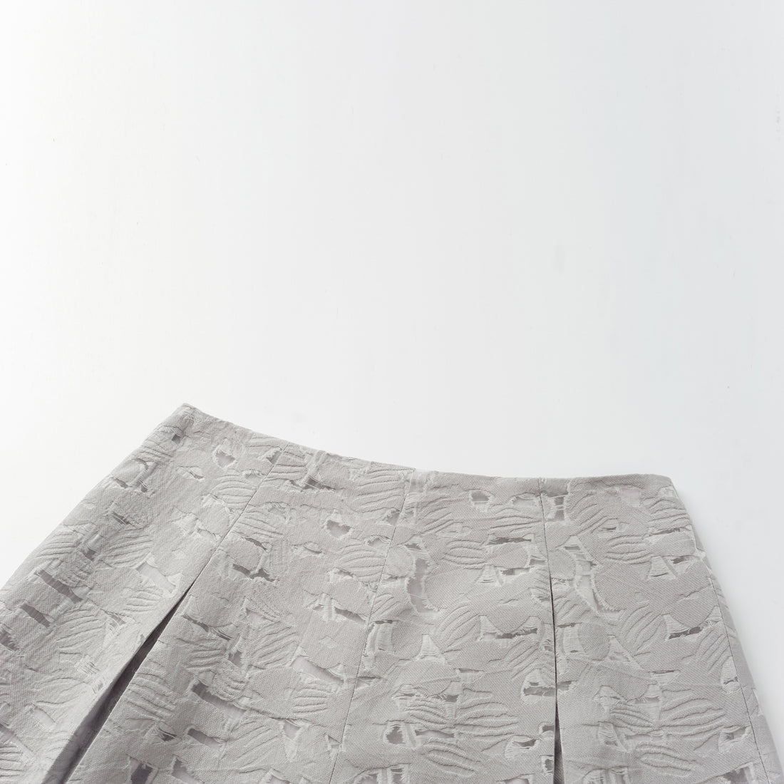 "Spring Outing" Jacquard Shorts - Silver Lake