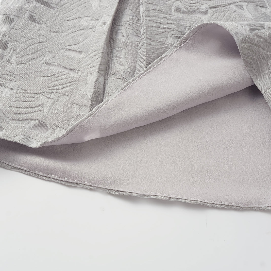 "Spring Outing" Jacquard Shorts - Silver Lake