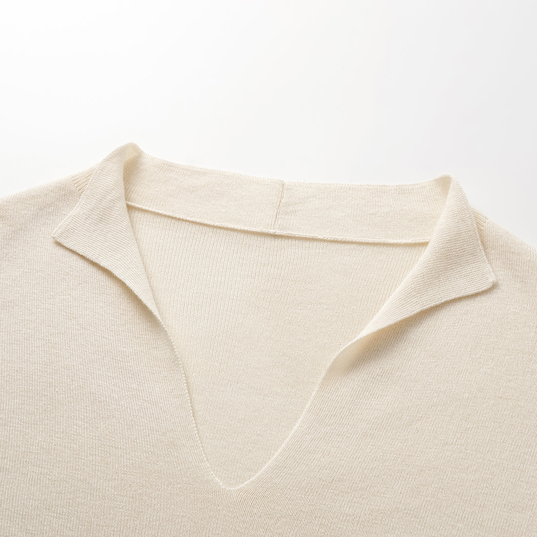 "Spring diary." Silk Cashmere V-neck top—Ivory