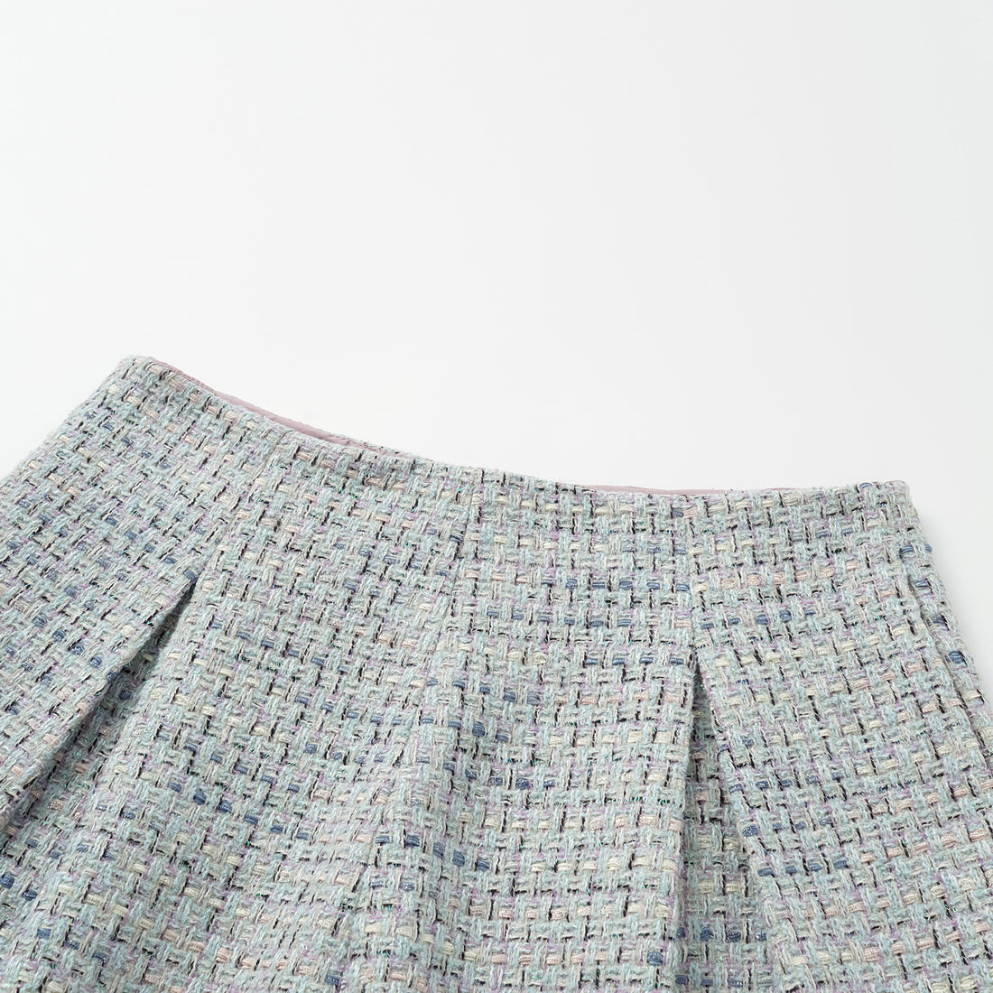 "Chelsea Citywalk." Tweed Shorts—Mojito