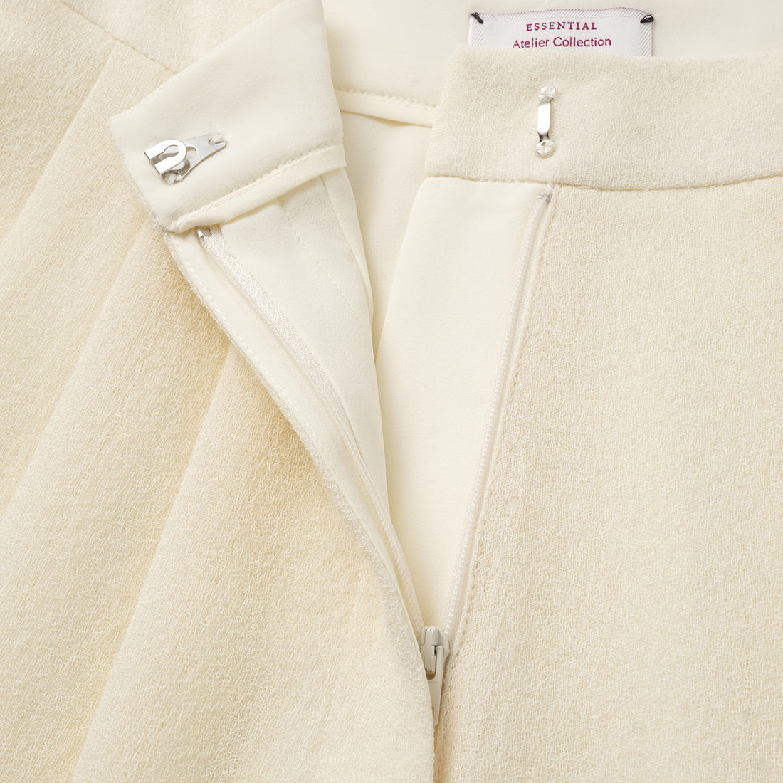 "The Top" British top crepe cropped trousers—Beige