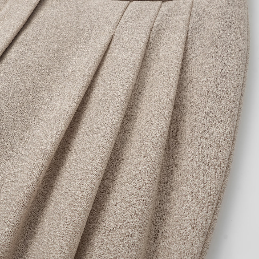 "The Top" British top crepe cropped trousers—Mink