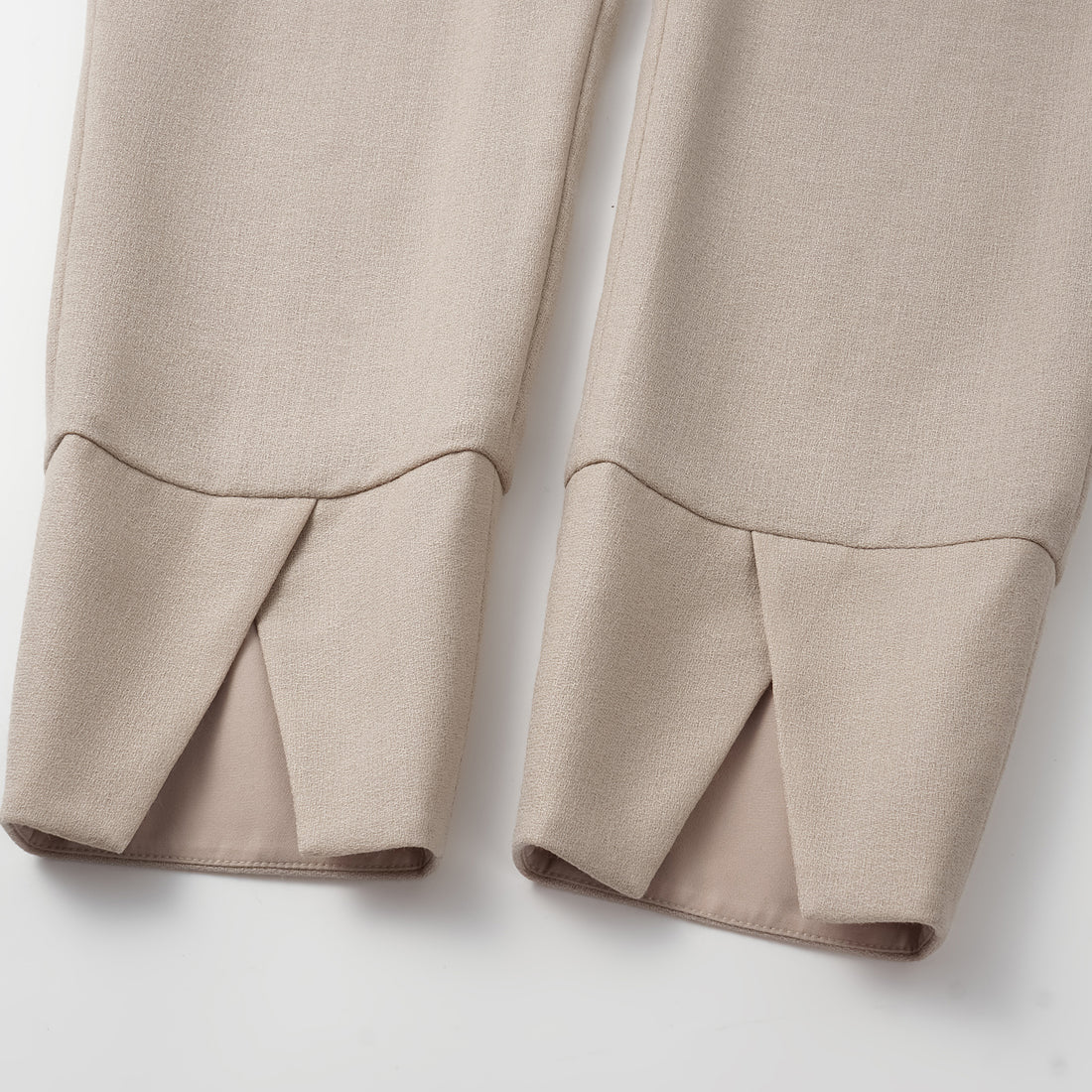"The Top" British top crepe cropped trousers—Mink