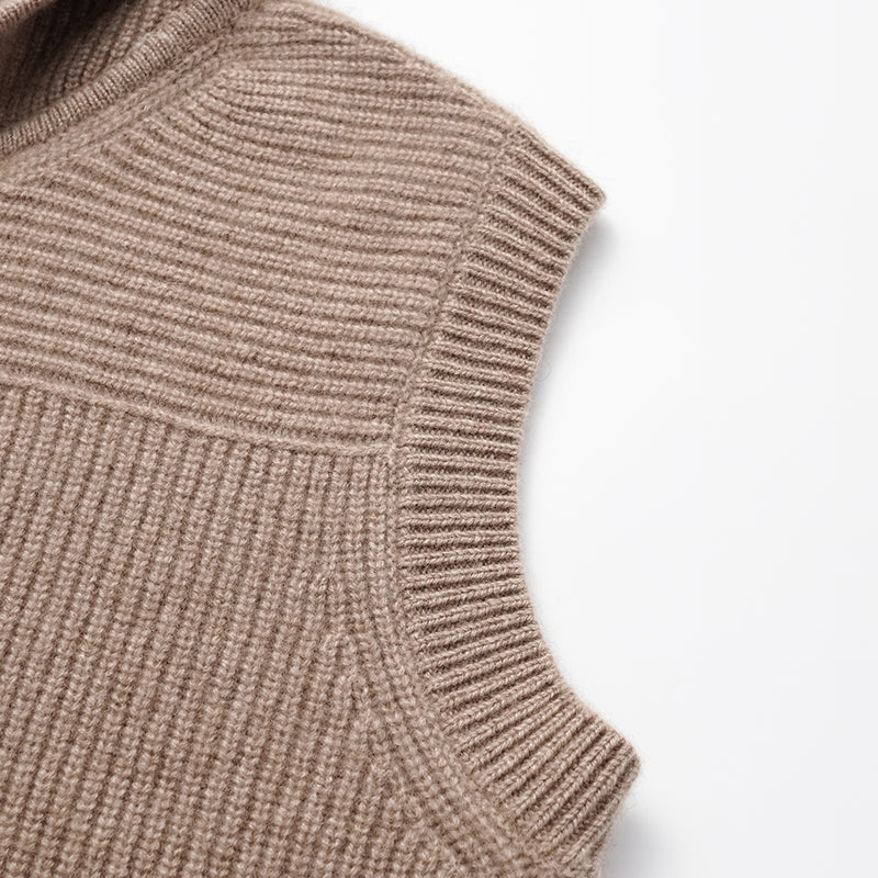 “Winter Diary” 100% Cashmere Hooded Zip-Up Vest—Earl Grey