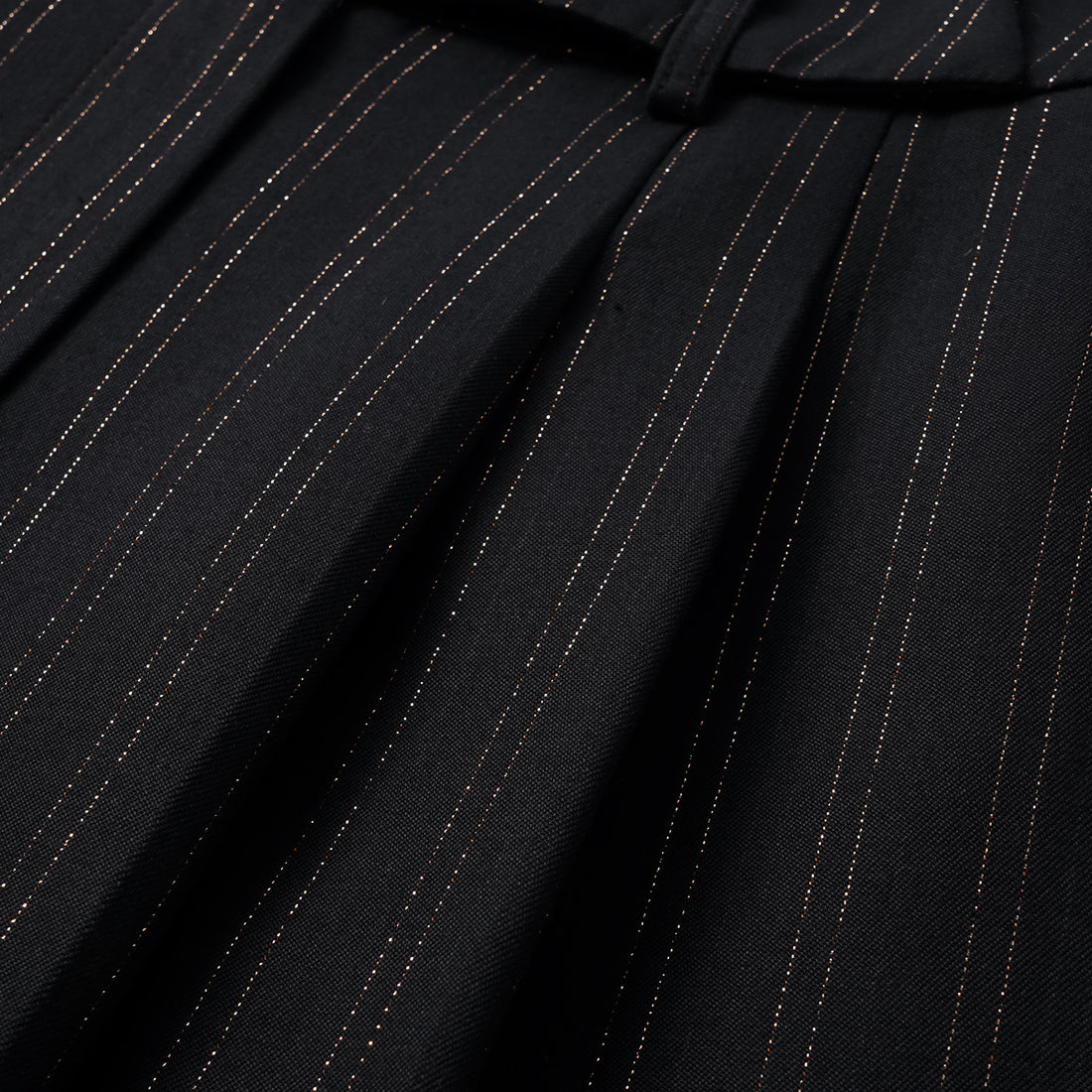 "Speak Sleek." Italian gold weaving straight suit shorts—Indigo