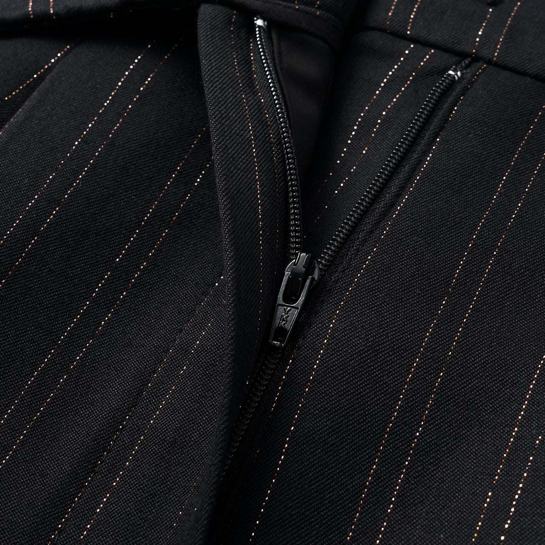 "Speak Sleek." Italian gold weaving straight suit shorts—Indigo