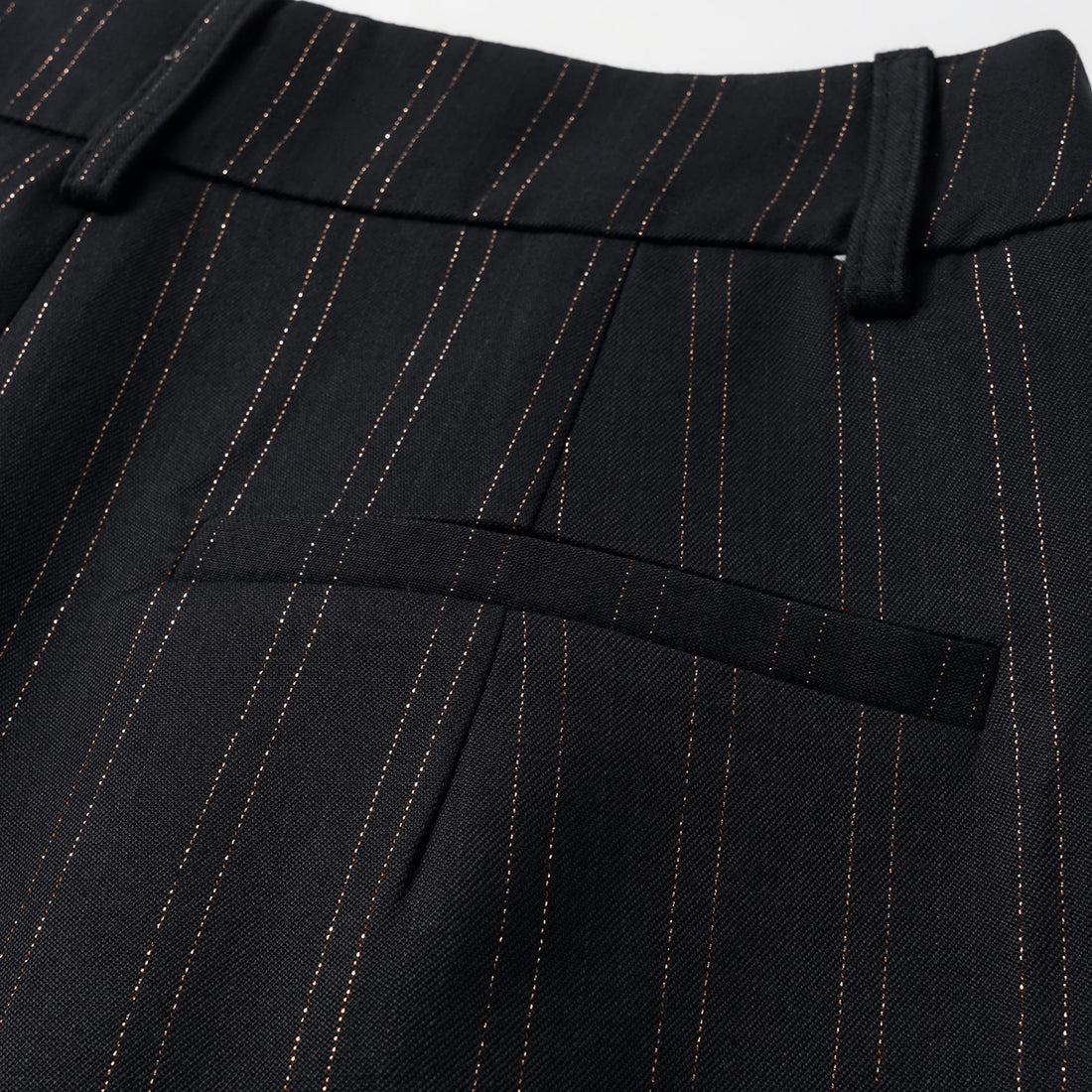 "Speak Sleek." Italian gold weaving straight suit shorts—Indigo