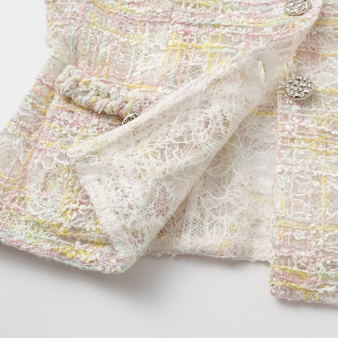 "Quiet Mastery." Lace vest made with special craftsmanship from top French craft workshop