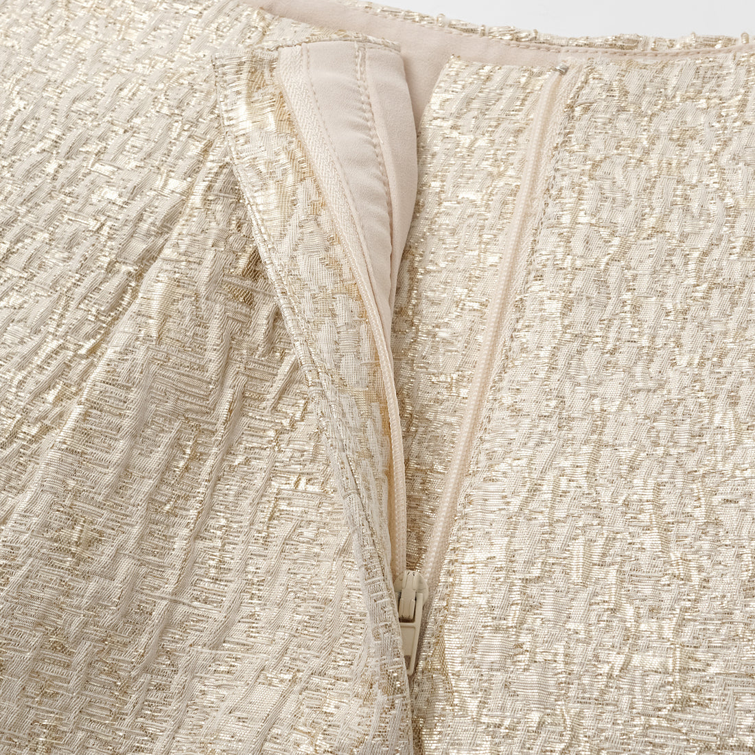 "Spring Outing" Jacquard Shorts—Charm