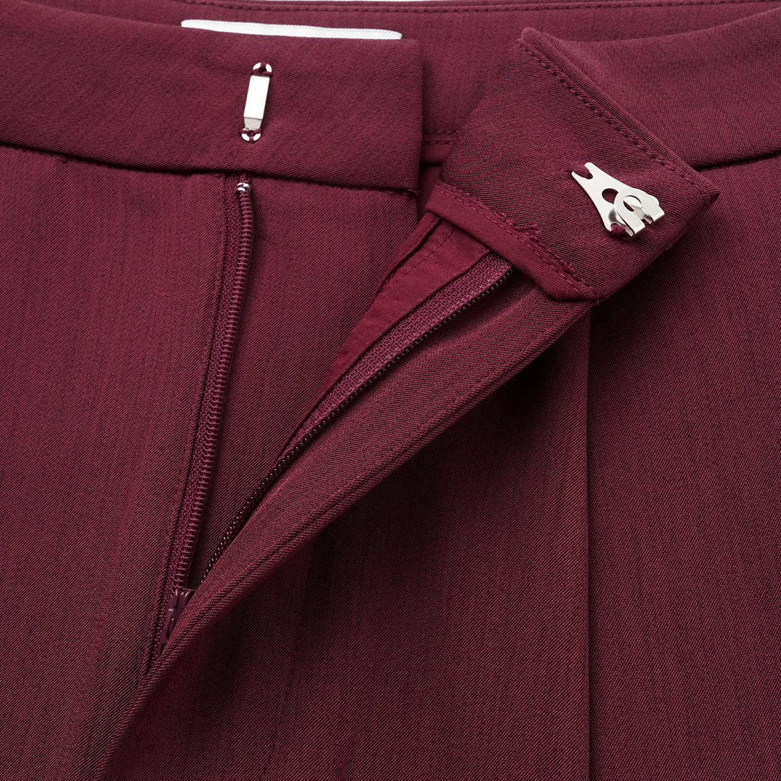 "Westminster weekdays." 義大利輕薄肌理彈性立體剪裁寬褲—Mulberry Rouge花燃未央