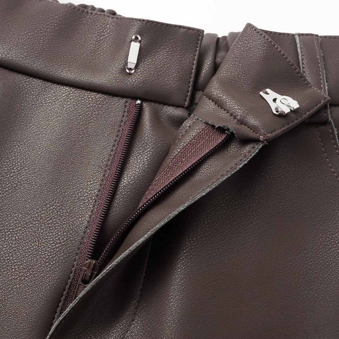 Easy-go Chic” Vegan Leather Cropped Pants - Suede Brown