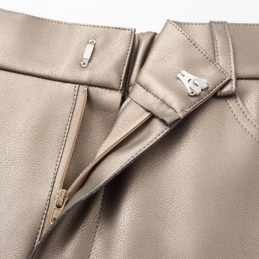 Easy-go Chic” Vegan Leather Cropped Pants—Night Gold