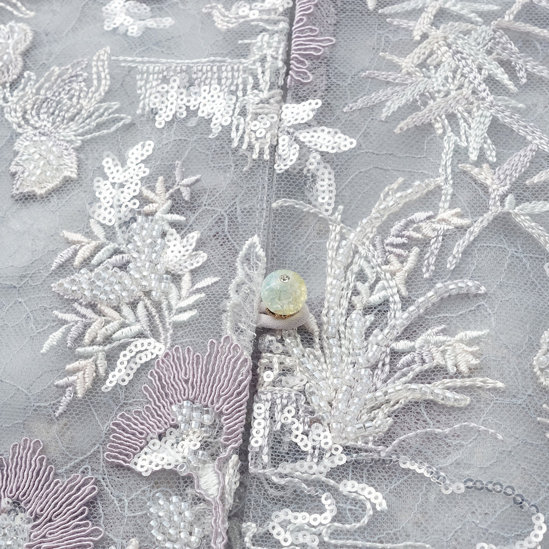 "Imperial Garden Teatime"點景白描奢華珠繡輕國風蕾絲Oversized罩衫—Woven Breeze聽風絮