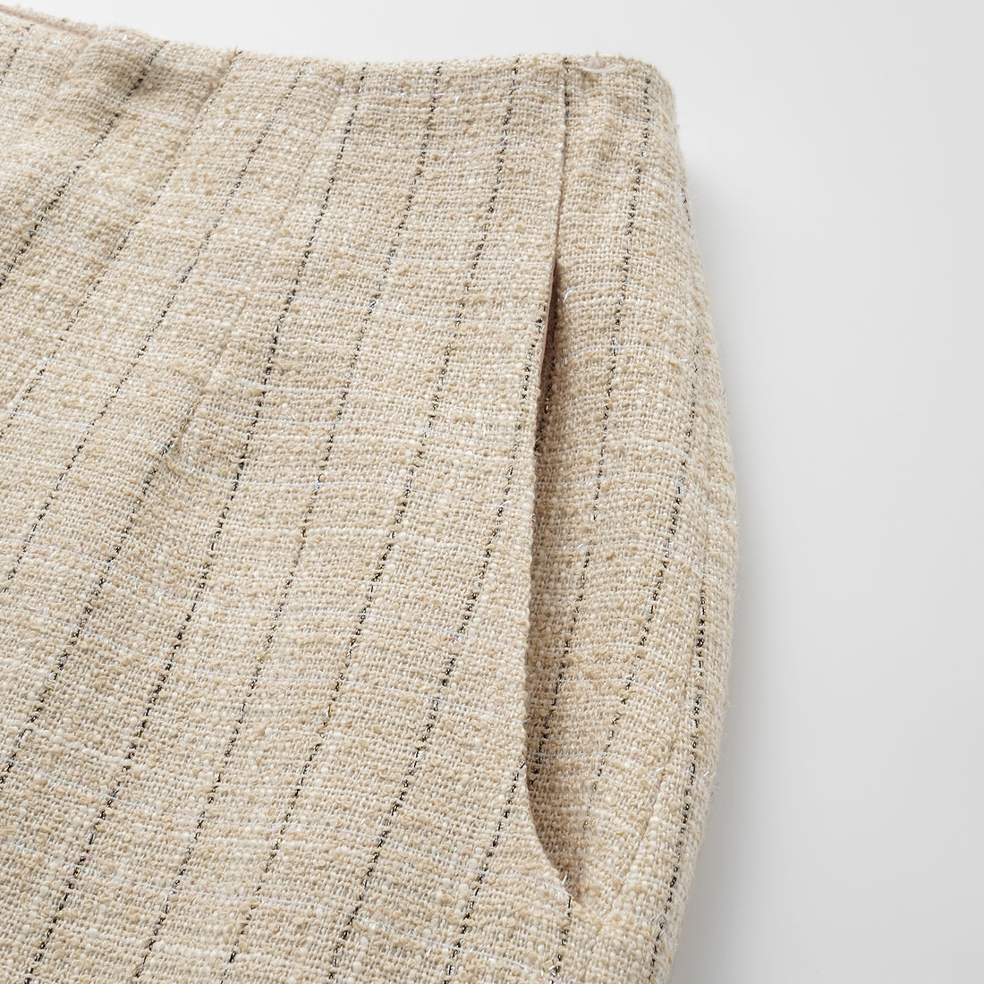 "Westminster Weekdays" Light Tweed Pencil Skirt - Vanilla Soufflé