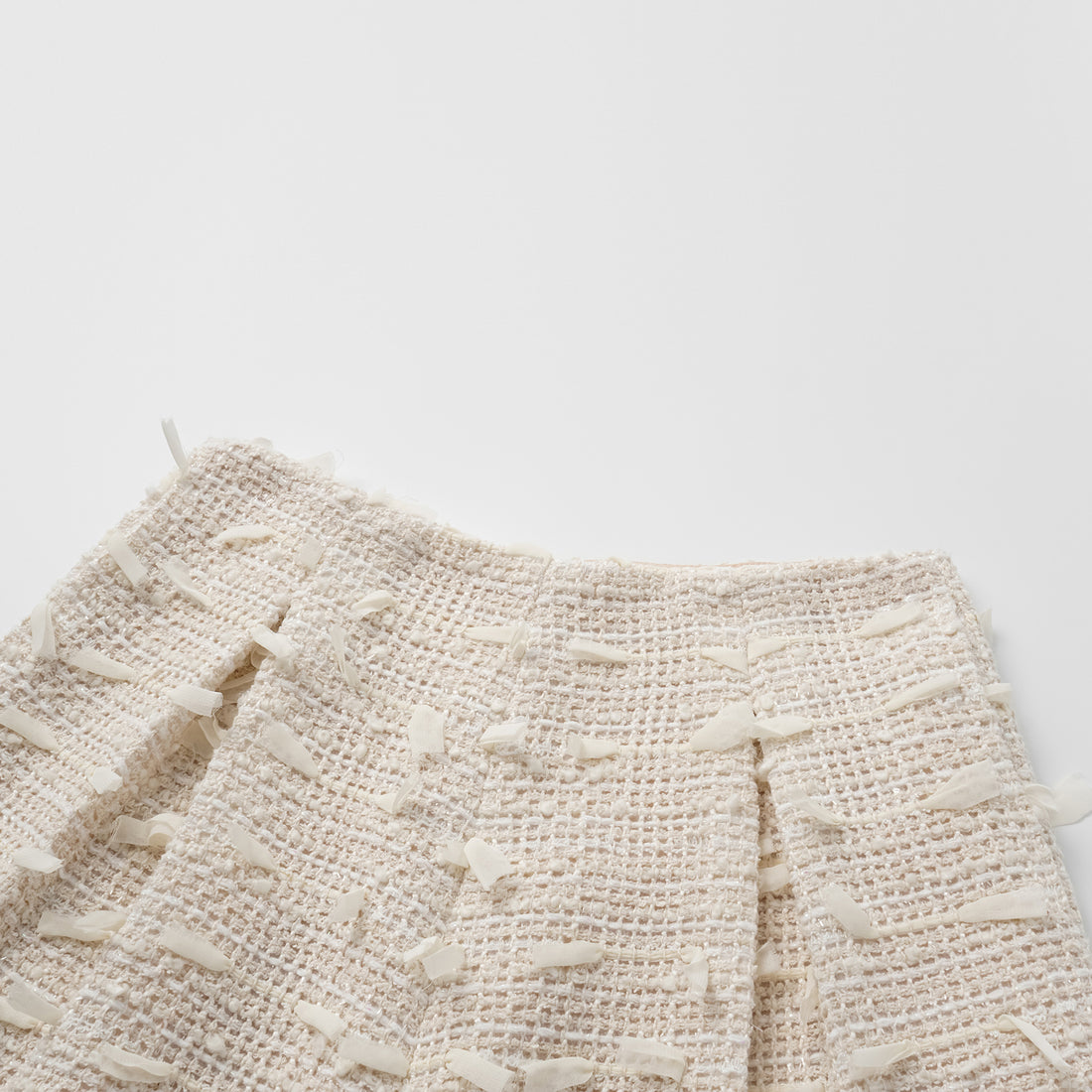 "Spring" Light Tweed Shorts - Tea White Listening to the Wind