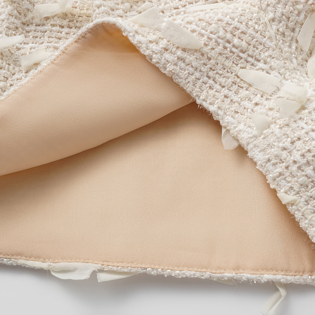 "Spring" Light Tweed Shorts - Tea White Listening to the Wind