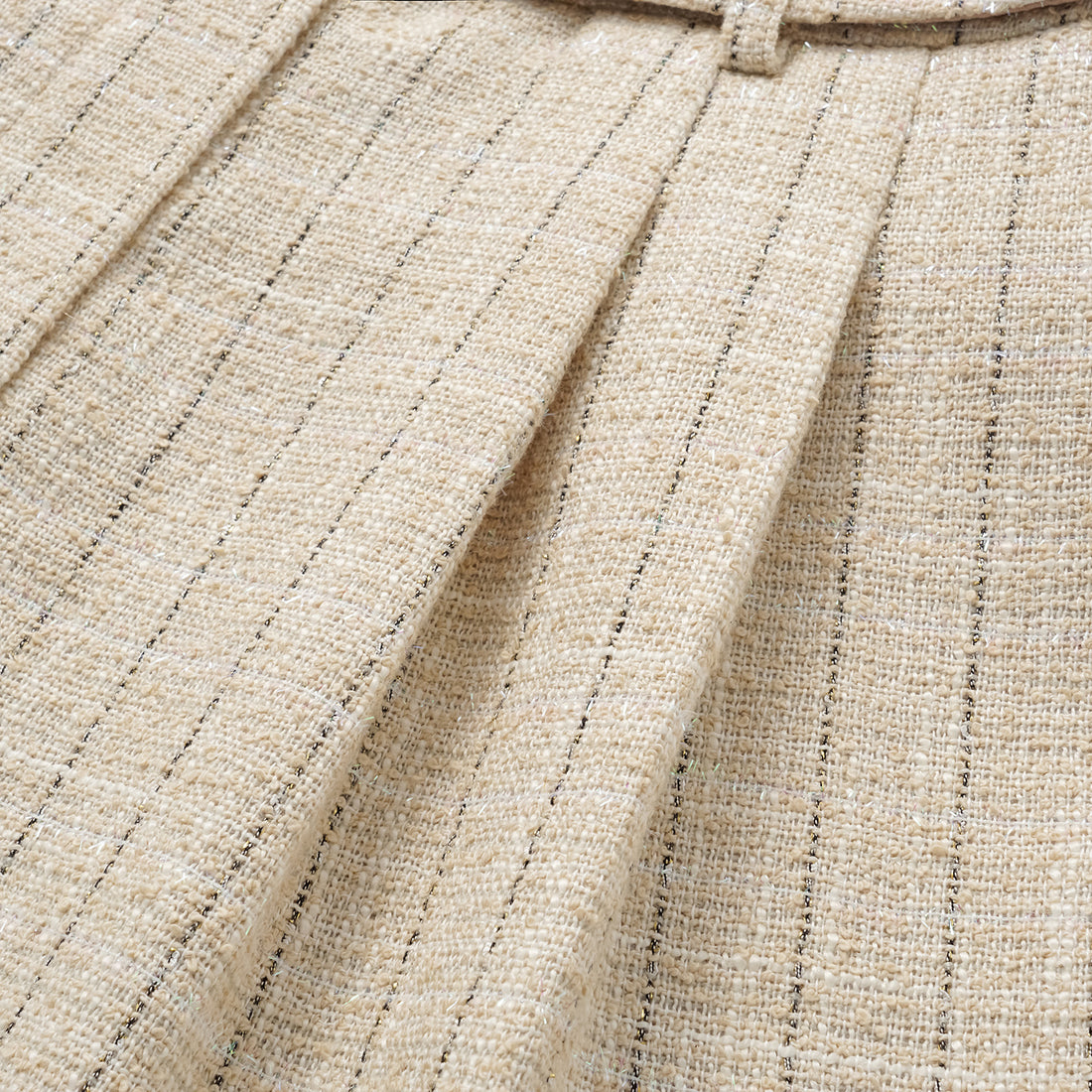 "Westminster Weekdays" Light Tweed Shorts - Vanilla Soufflé