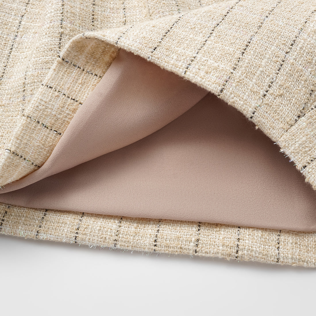 "Westminster Weekdays" Light Tweed Shorts - Vanilla Soufflé