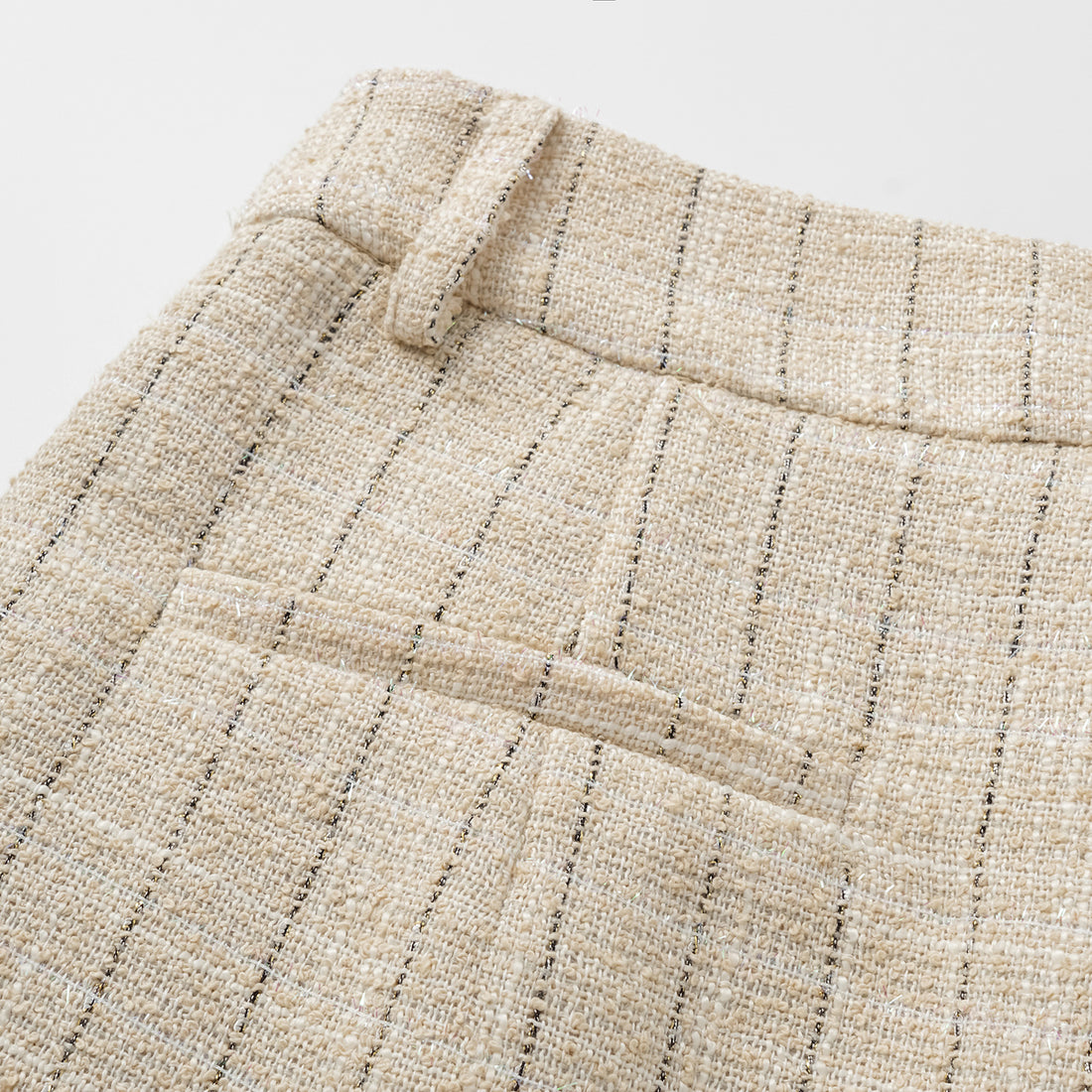"Westminster Weekdays" Light Tweed Shorts - Vanilla Soufflé