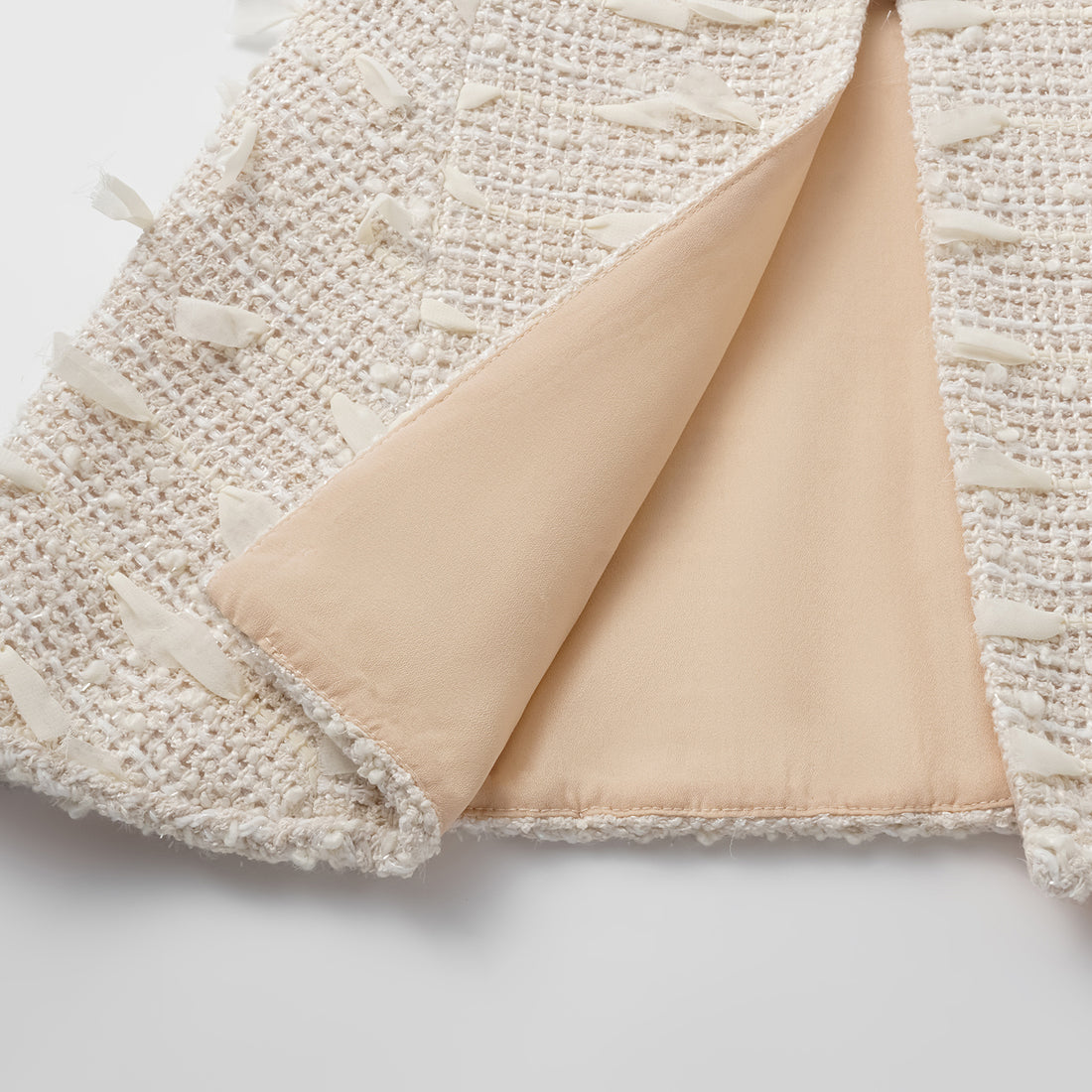 "Spring" Light Tweed Three-Dimensional Cut Light Chinese Style Vest Top - Tea White Listening to the Wind