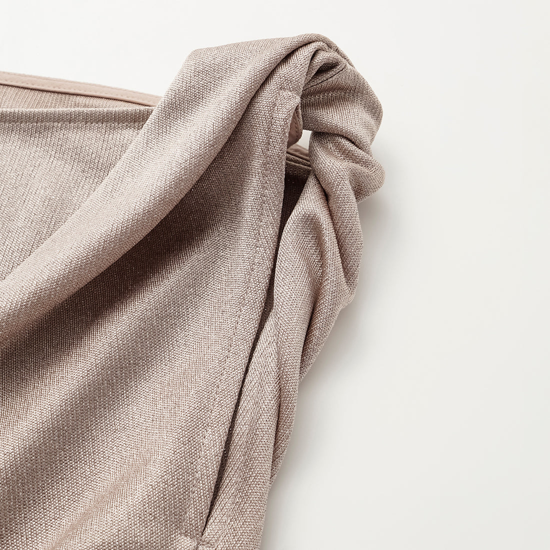 'Easy Go Chic' acetate jersey special cut off-shoulder top — Coffee