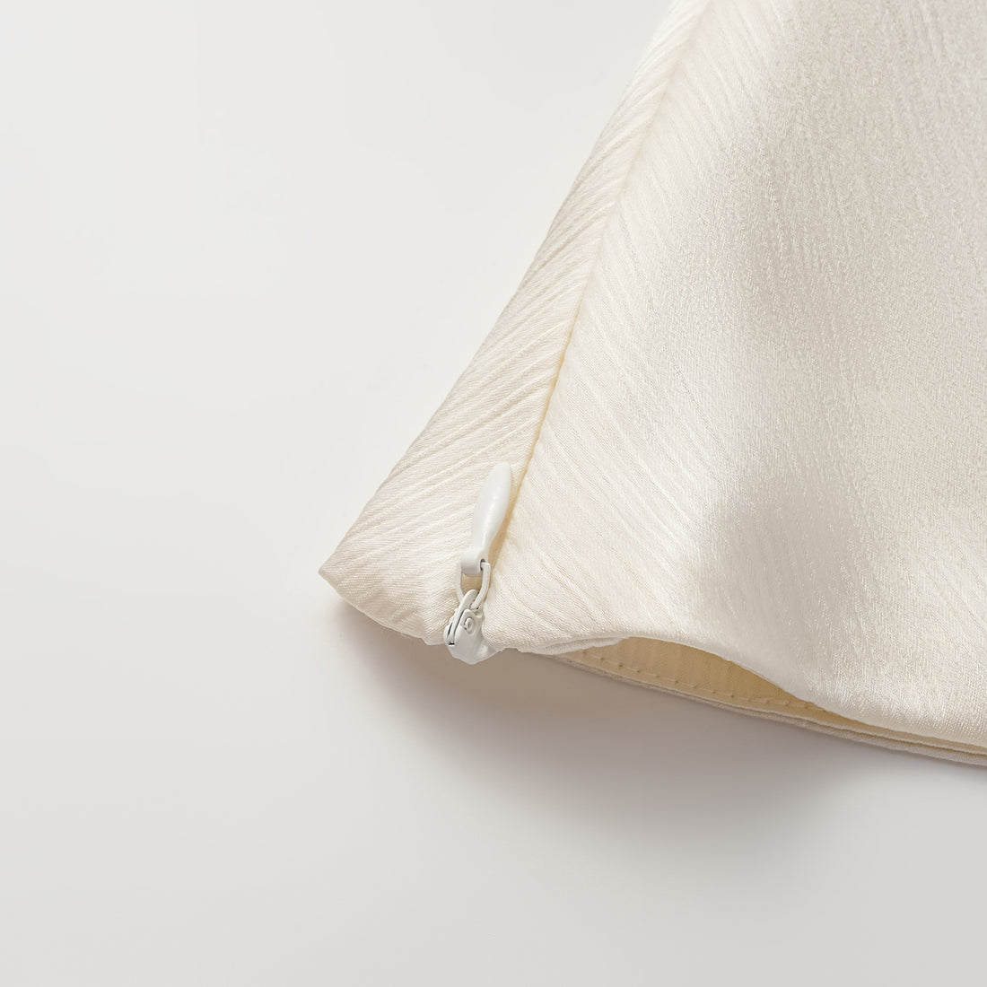 "Easy Go Chic" Korean Pleated Fabric Off-shoulder Top - Original White