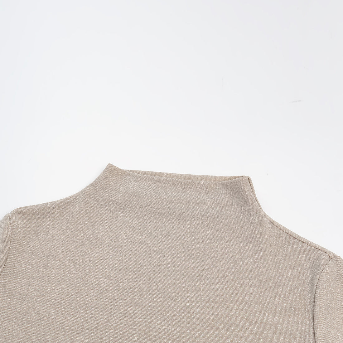 "Easy-go Chic" Silver Weave Elastic Fit Top—Nude