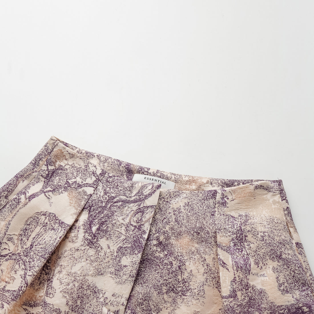 "Imperial Garden Teatime" embroidered silk wool shorts - purple