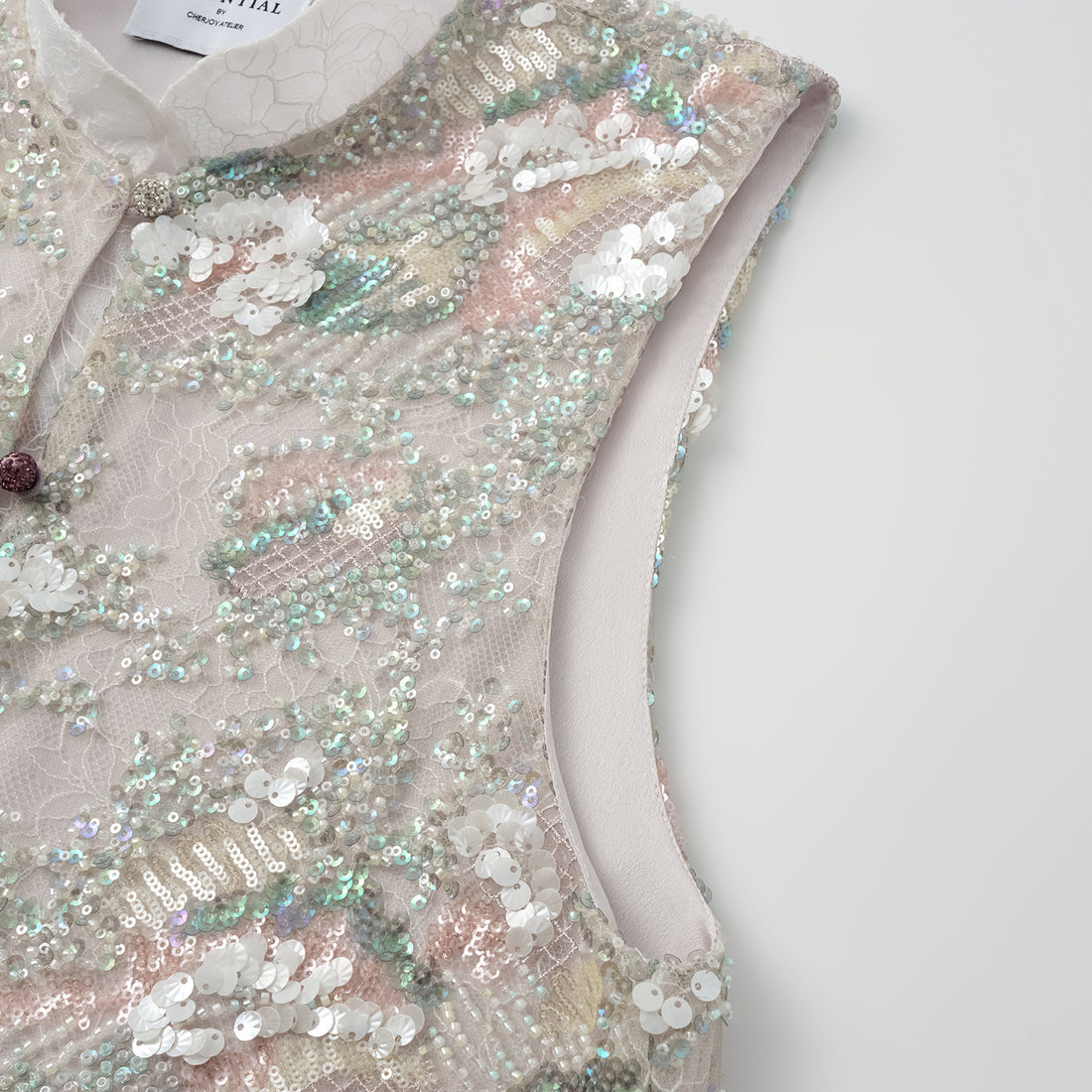 "Imperial Gala." Luxurious lace beaded light Chinese style vest vest - sparse shadow light smoke