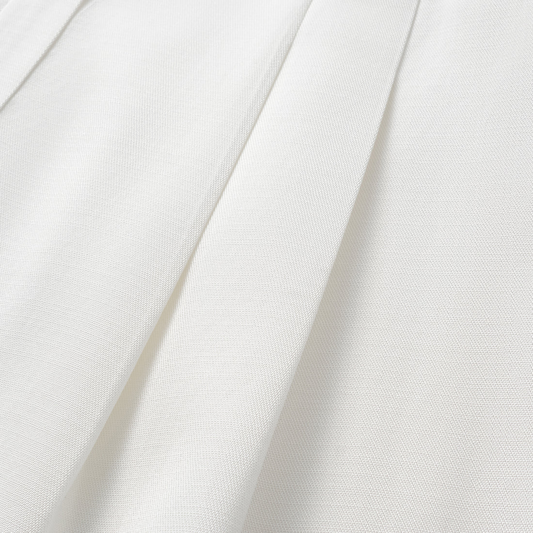 "Speak Sleek" Luxe Lightweight Hemp Textured Acetate Shorts - Ivory