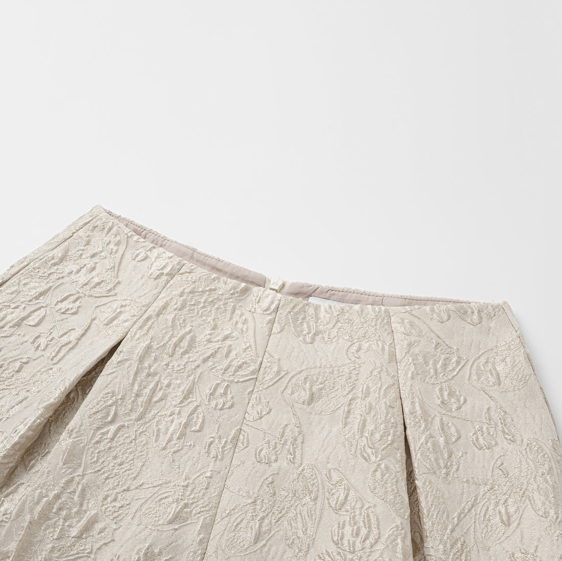 "Spring Outing" Jacquard Shorts—Sunlight