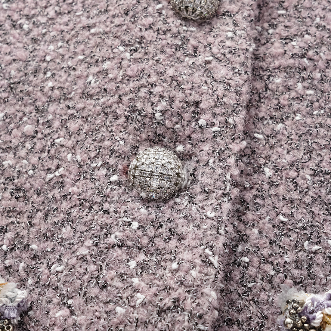 "Chelsea Citywalk." 義大利肌理工藝花呢經典No.6外套—Lavender Haze